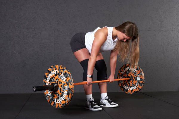 Những bài tập sức mạnh cơ bản cho nữ như deadlifts