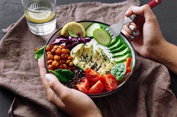 Chế độ ăn uống hỗ trợ giảm mỡ mặt